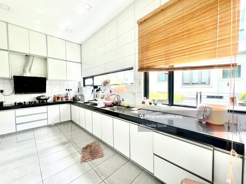 Bungalow House for Sale in Saujana Impian, Kajang by Michelle Siow - iProperty.com.my