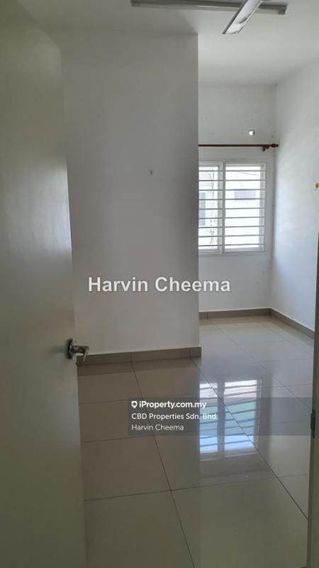 Rumah Berangkai 2 Tingkat untuk Dijual di Bandar Saujana Putra, Tanjong Duabelas oleh Harvin Cheema - iProperty.com.my
