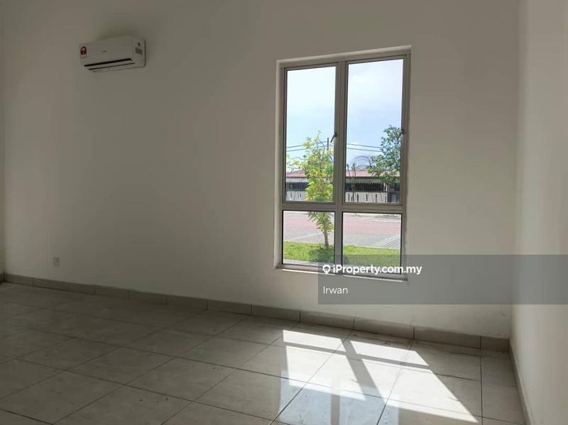 Residensi Servis untuk Dijual di BSP 21 oleh Irwan Affandi - iProperty.com.my