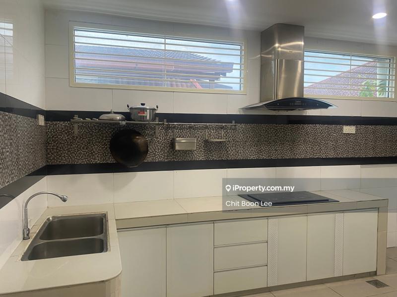 Banglo untuk Dijual di Seksyen 4, Petaling Jaya oleh C.B.Lee - Kitchen - iProperty.com.my