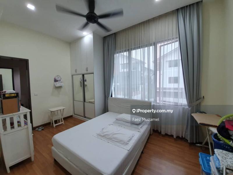 Rumah Berangkai 3 Tingkat untuk Dijual di Denai Alam, Shah Alam oleh Faez Muzamel - iProperty.com.my