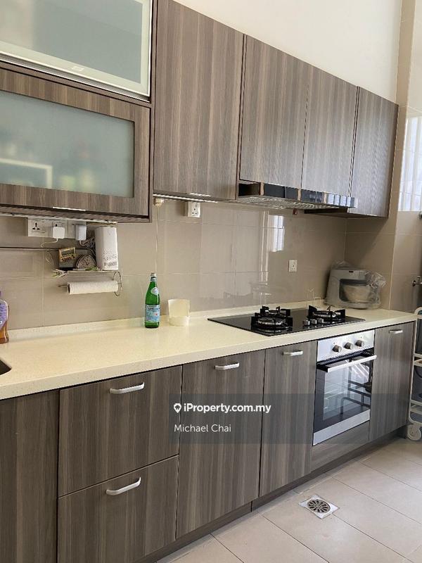 Bungalow House untuk Dijual di Jalan Villa 2/1, Lake Front Villa, Cyberjaya oleh Michael Chai - iProperty.com.my