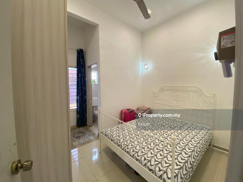 Rumah Berkembar untuk Dijual di Shah Alam, Selangor oleh Faizals - iProperty.com.my