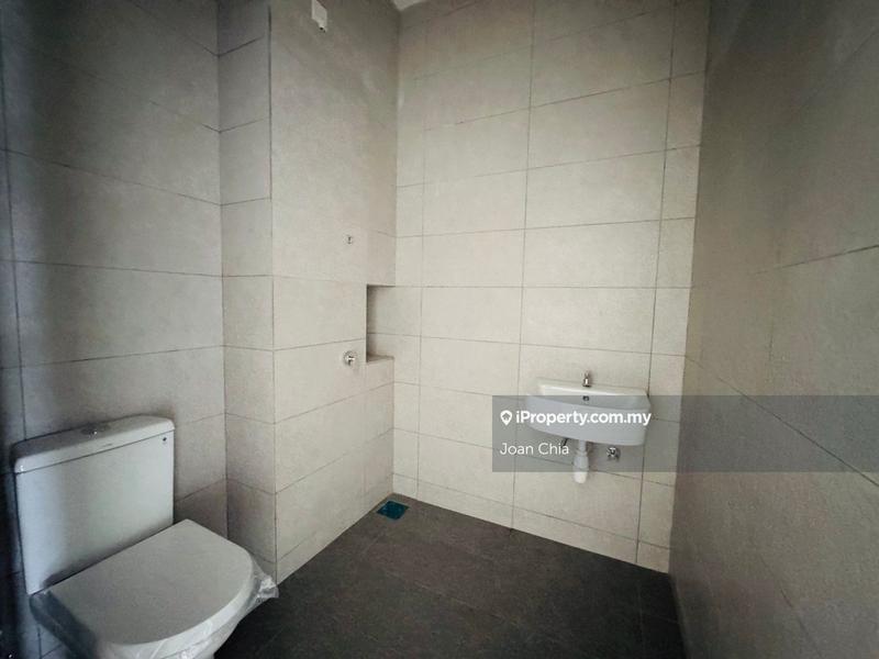 Rumah Teres 2-Tingkat untuk Dijual di Austin Crest, Johor Bahru oleh Joan Chia - iProperty.com.my