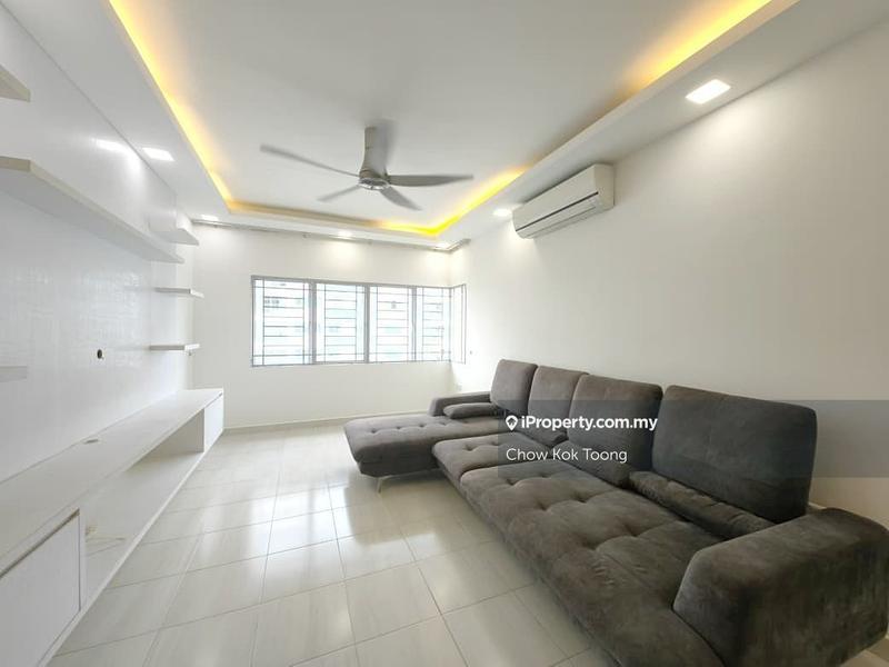 For Sale - Koi Kinrara