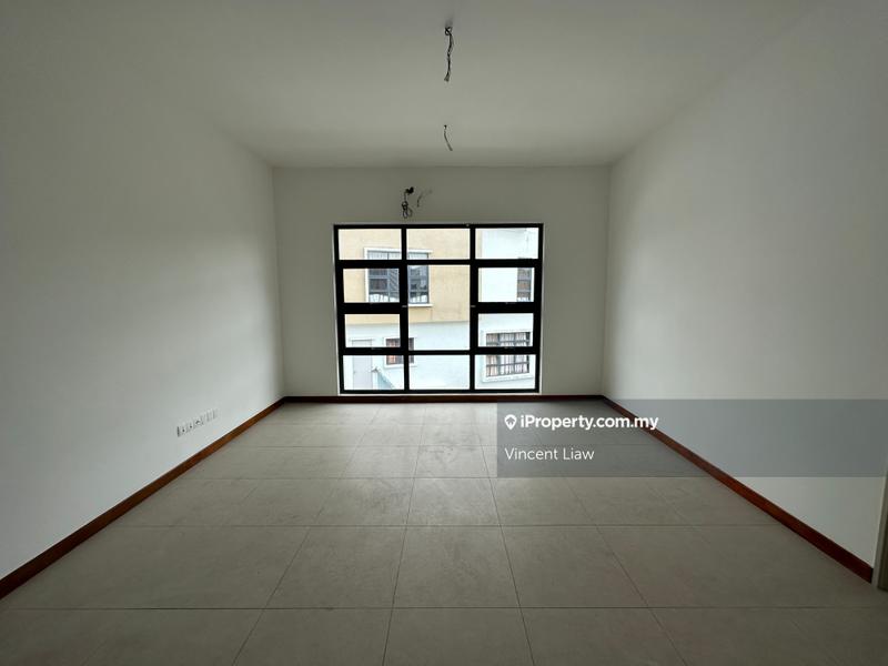 Semi-Detached House for Sale in The Estana 32, Kota Damansara by Vincent Liaw - iProperty.com.my
