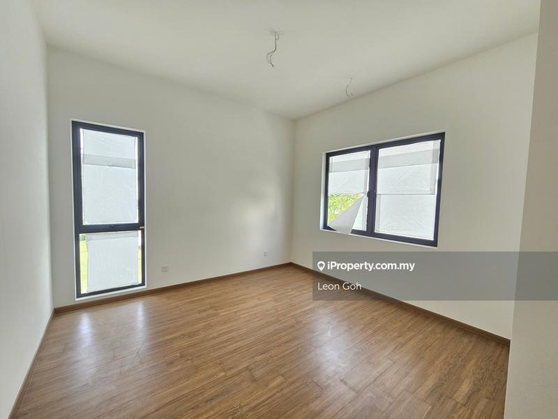 Rumah Berangkai 3 Tingkat untuk Dijual di Twentyfive7, Tanjong Duabelas oleh Leon Goh - iProperty.com.my