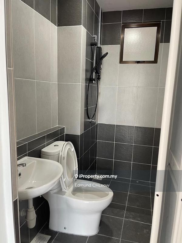 Service Residence for Sale in V-Residensi 5 by Edmund CHLeow - iProperty.com.my