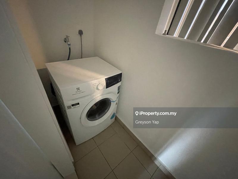 Kediaman Servis untuk Dijual di The Sentral Suites oleh Greyson Yap - iProperty.com.my