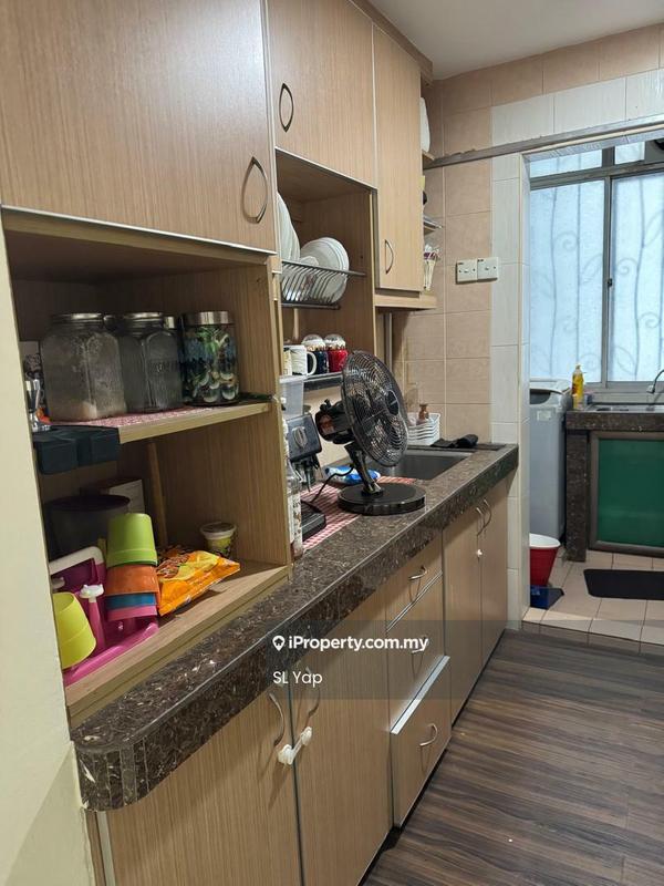 Kondominium untuk Dijual di Amadesa Resort Condominium oleh SL Yap - Kitchen - iProperty.com.my