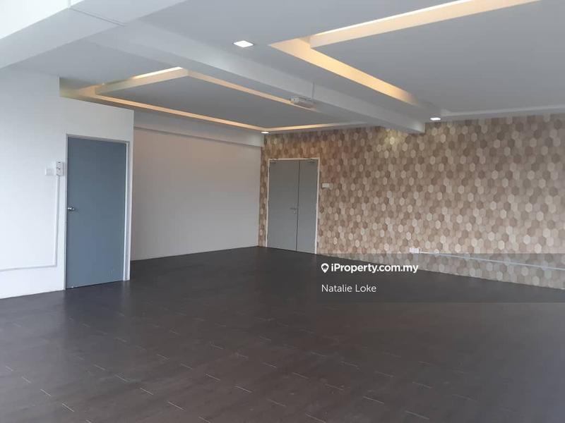 For Sale - Office At Ostia Bangi, Free Parking & With Lift