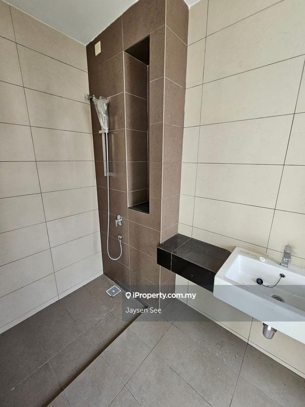 Rumah Berangkai 3 Tingkat untuk Dijual di Taman Subang Mas, Subang Jaya oleh Jaysen See - iProperty.com.my