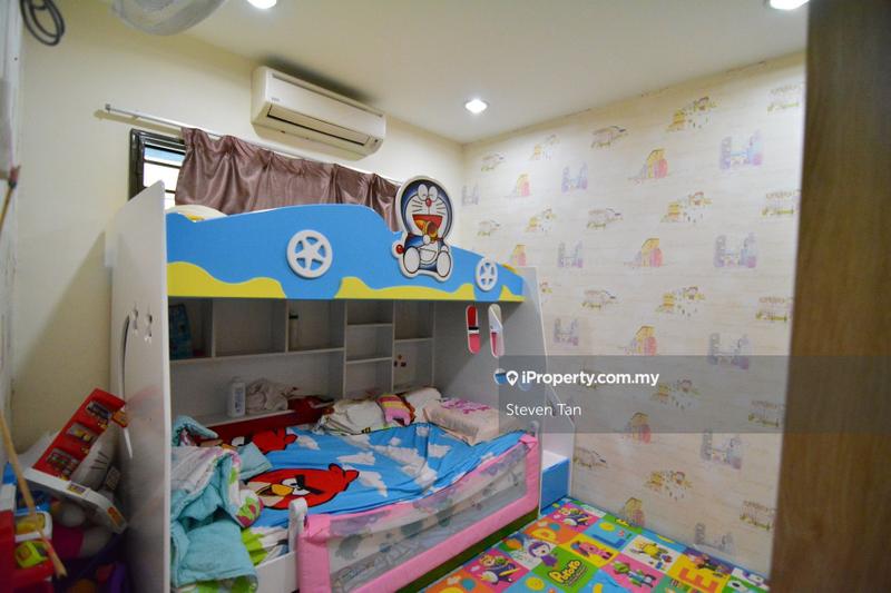 Rumah Bandar untuk Dijual di ut2ph, Tanjong Duabelas oleh Steven Tan - iProperty.com.my