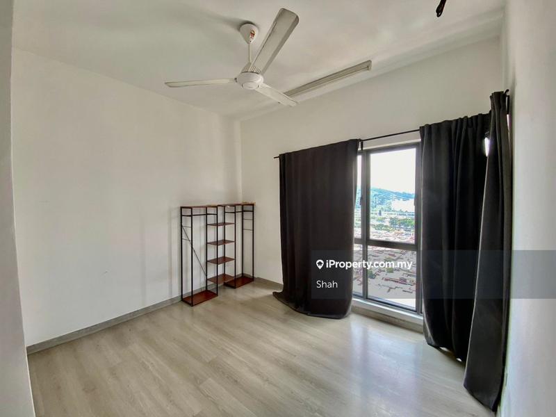 Condominium for Sale in The Holmes 2 by Shah - iProperty.com.my