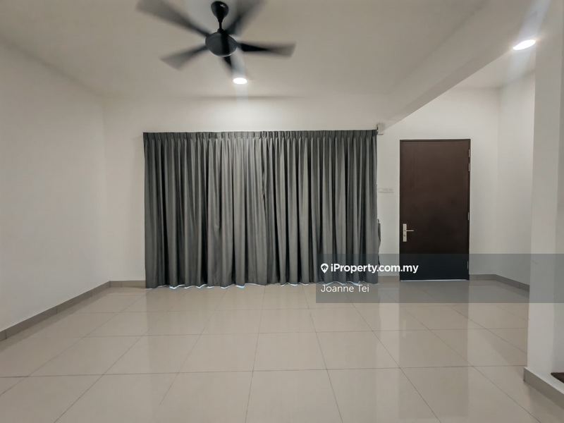 3-storey Terraced House for Sale in Lakepoint Residence, Cyberjaya by Joanne Tei - iProperty.com.my