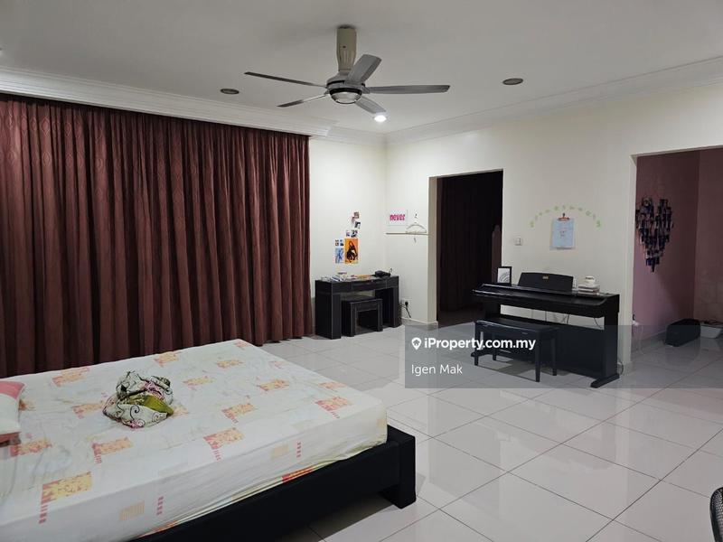 Bungalow House for Sale in Bukit Gita Bayu, Seri Kembangan by Igen Mak - iProperty.com.my