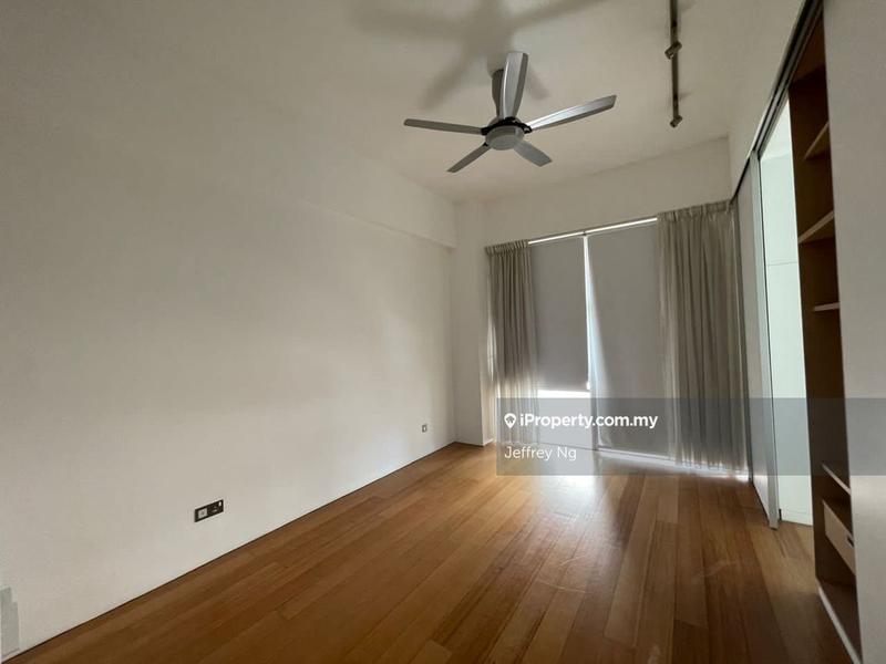 For Sale - Park Seven