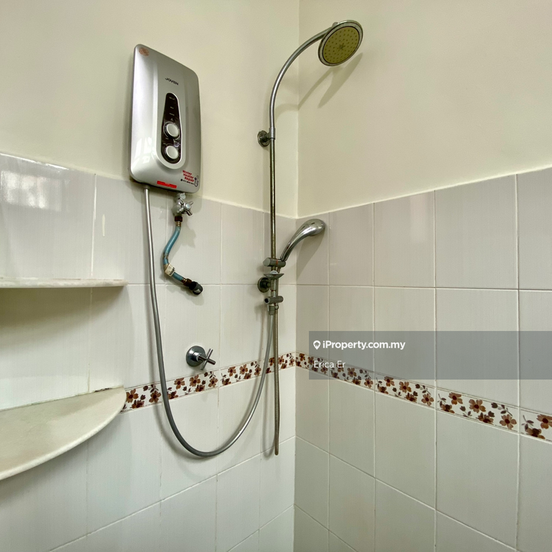 1-storey Terraced House for Sale in Taman Pelangi Indah, Ulu Tiram by Erica Er - iProperty.com.my