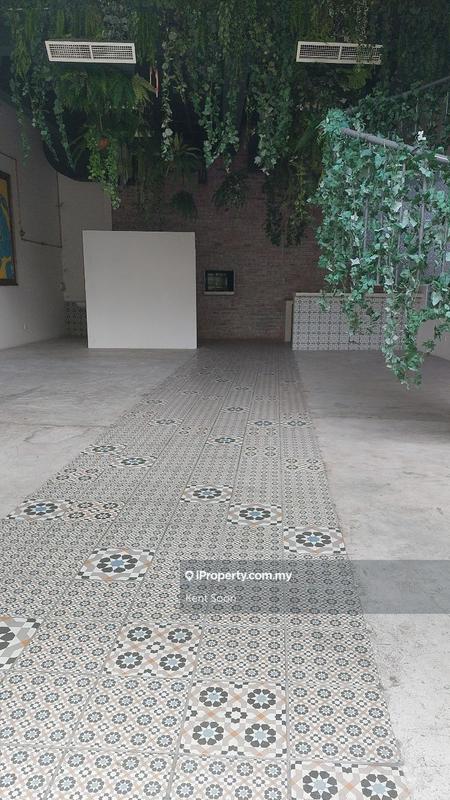 For Rent - Plaza Arkadia Plaza Arcadia