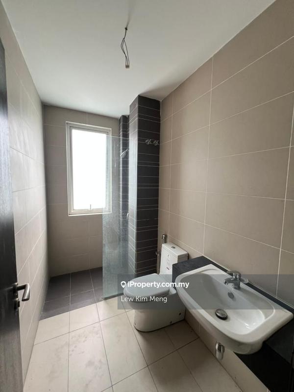 Rumah Berkembar untuk Dijual di e497w, Damansara Damai oleh Lew Kim Meng - iProperty.com.my