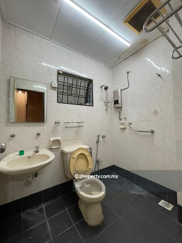 Rumah Teres 2-Tingkat untuk Dijual di Kota Kemuning, Shah Alam oleh Jen Tan - iProperty.com.my