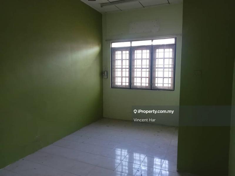 2-storey Terraced House for Sale in Taman Sentosa, Sitiawan by Vincent Har - iProperty.com.my