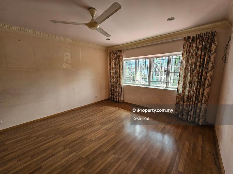 Rumah Berkembar untuk Dijual di Damansara Heights, Damansara Heights oleh Kevin Yai - iProperty.com.my