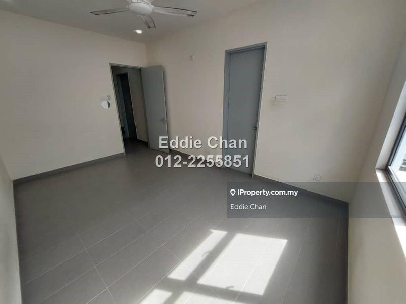 Rumah Berangkai 3 Tingkat untuk Dijual di Ukay Tropika, Hulu Kelang, Ampang, Ampang oleh Eddie Chan - iProperty.com.my
