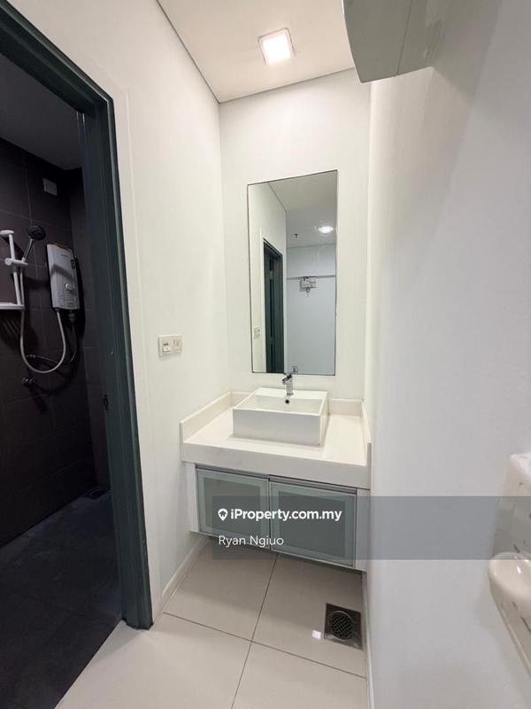 Service Residence for Sale in Mercu Summer Suites by Ryan Ngiuo - iProperty.com.my