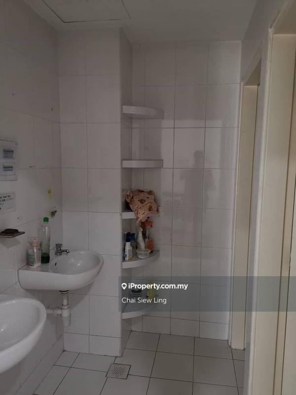 Shop for Sale in Oasis Square, Ara Damansara, Ara Damansara by Chai Siew Ling - iProperty.com.my