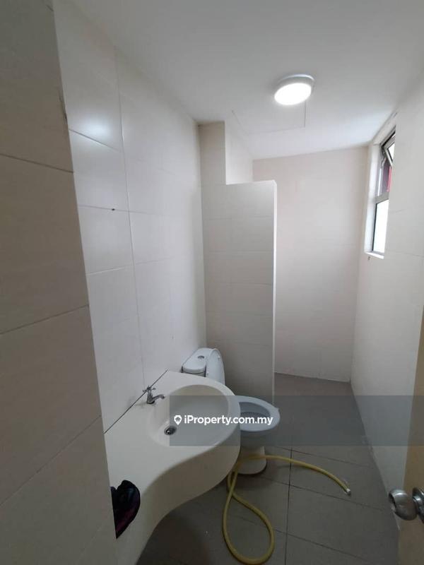 Service Residence for Sale in Platinum Lake PV 21 by Luis Looi - iProperty.com.my