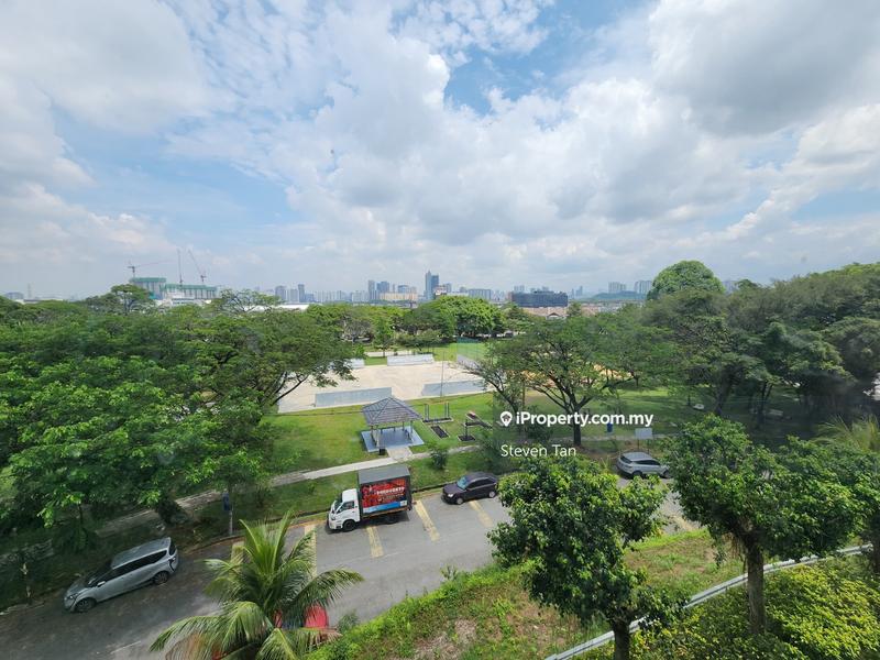 For Sale - La Vista Condominiums