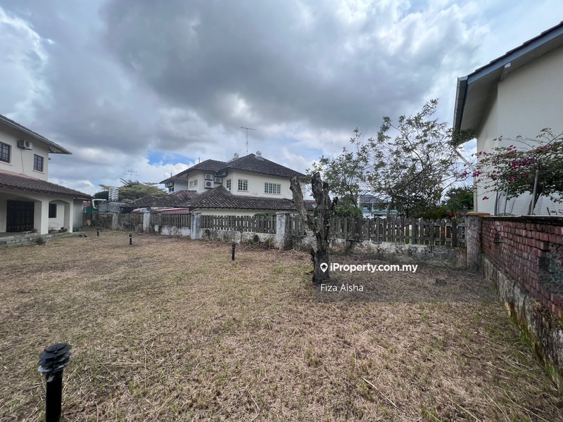 Semi-Detached House for Sale in IOI Palm Villa Residences, Kulai by Fiza Aisha - iProperty.com.my