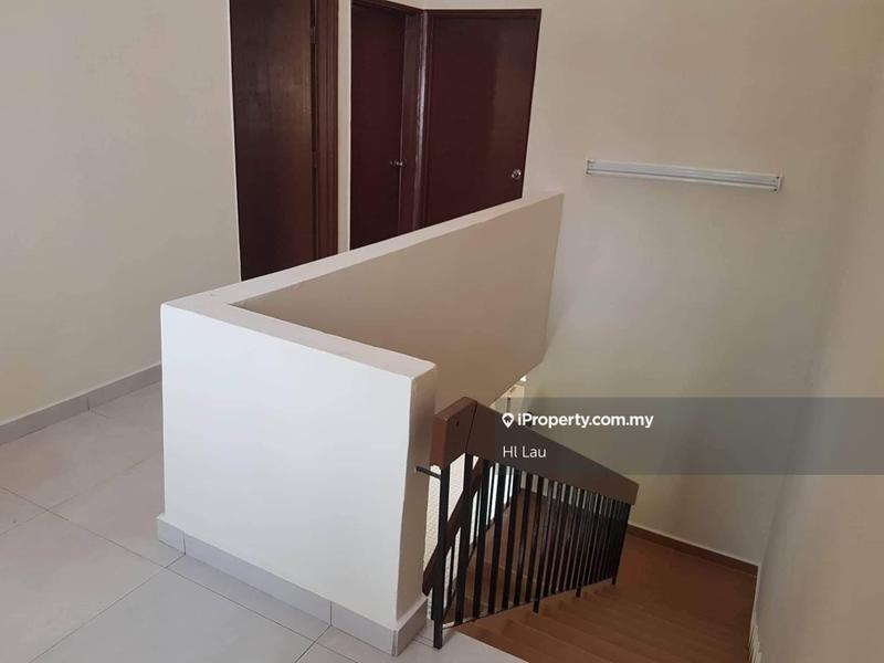 Rumah Berangkai 2 Tingkat untuk Disewa di SS19, Subang Jaya oleh Hl Lau - iProperty.com.my