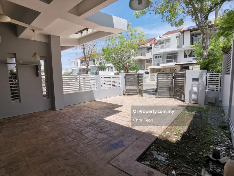 3-storey Terraced House for Sale in Bayan Lepas, Sungai Ara by Chris Teoh - iProperty.com.my