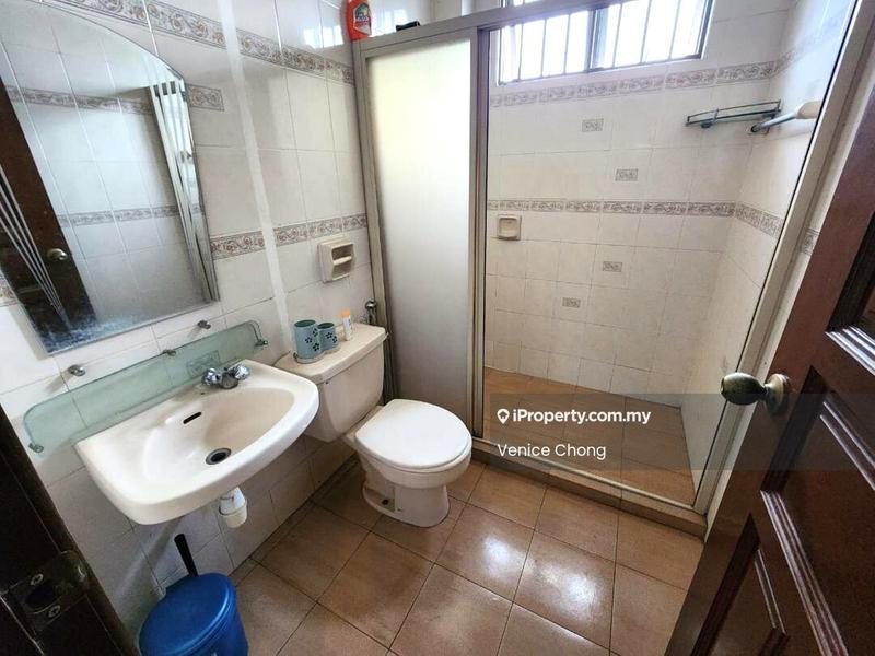 Semi-Detached House for Sale in Bandar Baru Sri Petaling, Sri Petaling by Venice Chong - Bathroom - iProperty.com.my