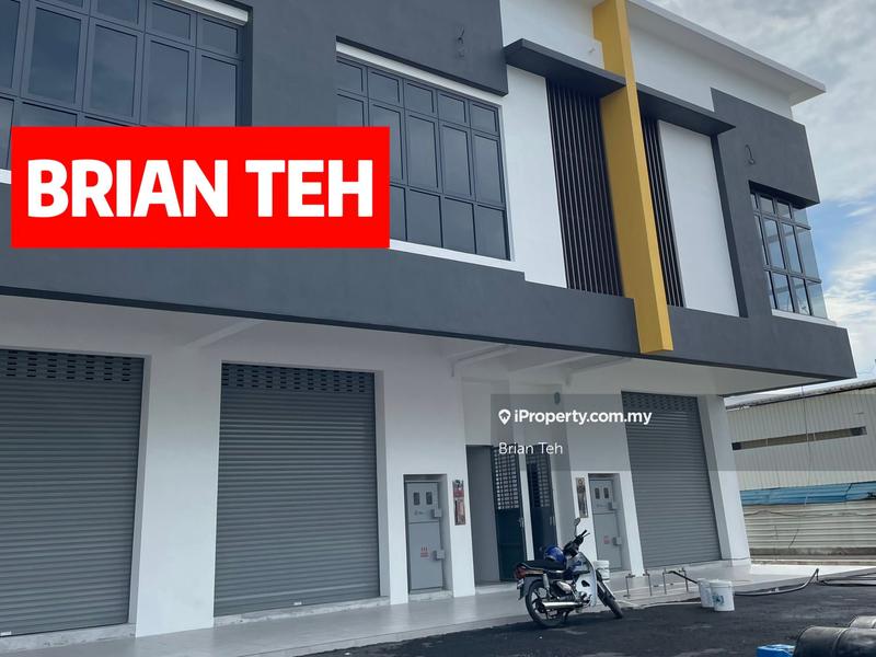 For Rent - 1.5 Sty Terrace Light Industrial Factory Rent at Batu Maung Beringin