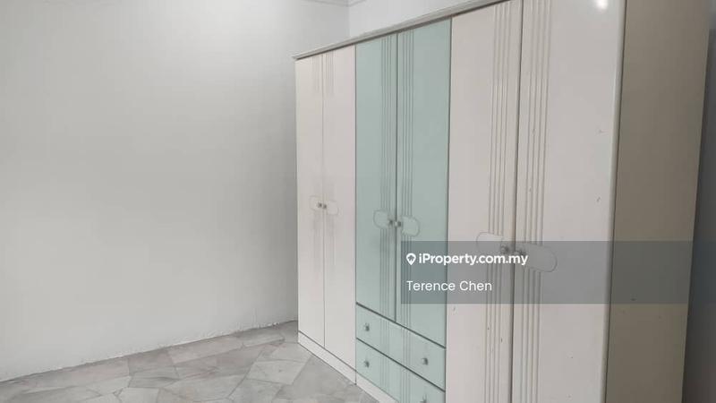 Kondominium untuk Dijual di Petaling Indah Condominiums oleh Terence Chen - Interior - iProperty.com.my