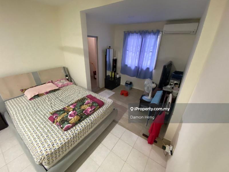 Semi-Detached House for Sale in Corner 3Storey Semi-D Tiara Villa Taman United, Jalan Klang Lama (Old Klang Road) by Damon Heng - iProperty.com.my