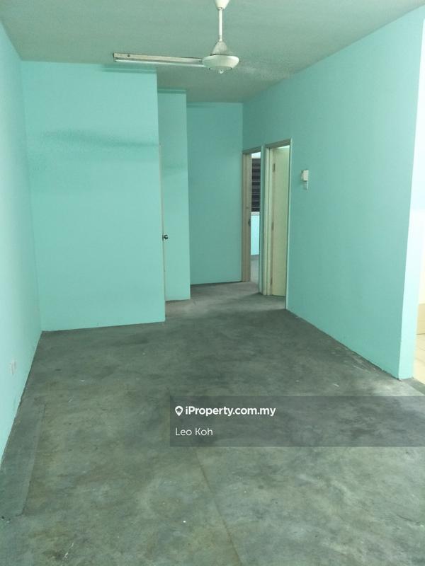 For Sale - Enggang Apartment