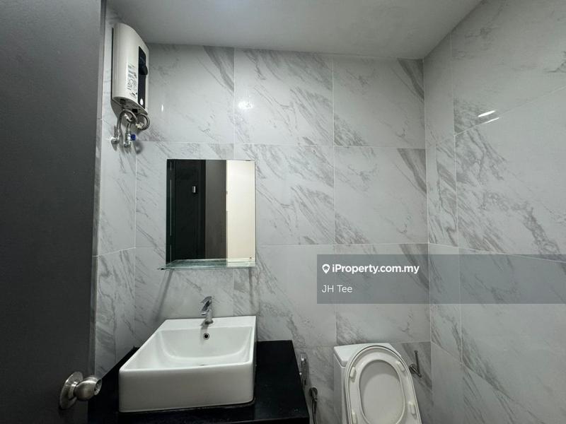 Service Residence for Sale in Emporis by JH Tee - iProperty.com.my