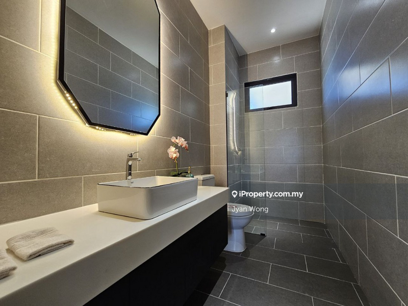 Condominium for Sale in Eco Peak Residences by Jyan Wong - iProperty.com.my