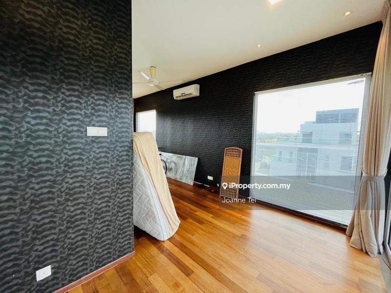 Bungalow House for Rent in Lakefront Villa, Cyberjaya by Joanne Tei - iProperty.com.my