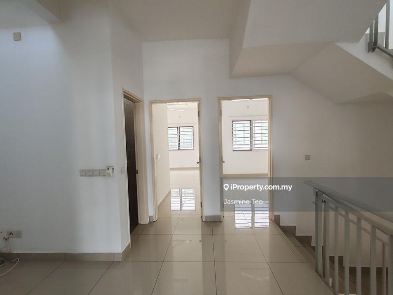 Rumah Berangkai 3 Tingkat untuk Dijual di Setia Utama, Setia Alam oleh Jasmine Teo - iProperty.com.my