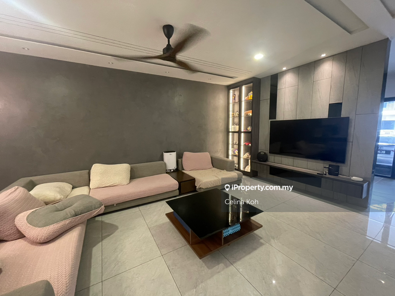 Bungalow House for Sale in Sierramas, Sungai Buloh by Celina Koh - iProperty.com.my
