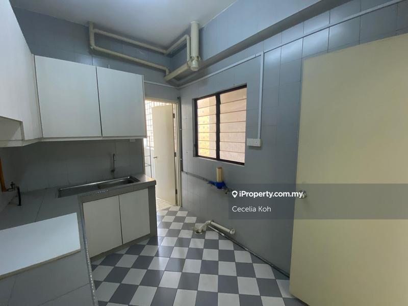 For Sale - Villa Putra