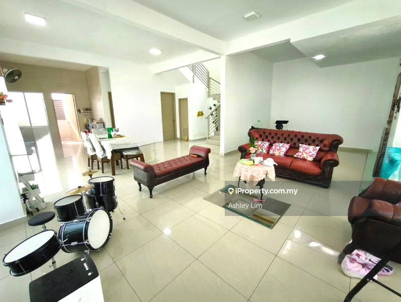 Rumah Berkembar untuk Dijual di Taman Emas, Dengkil oleh Ashley Lim - iProperty.com.my