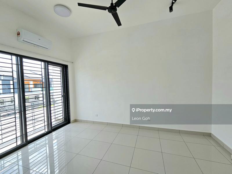 Rumah Teres 2-Tingkat untuk Dijual di Bandar Rimbayu, Telok Panglima Garang oleh Leon Goh - iProperty.com.my