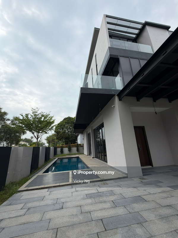 Banglo untuk Dijual di Perdana Lakeview East, Cyberjaya oleh Vicky Ng - iProperty.com.my