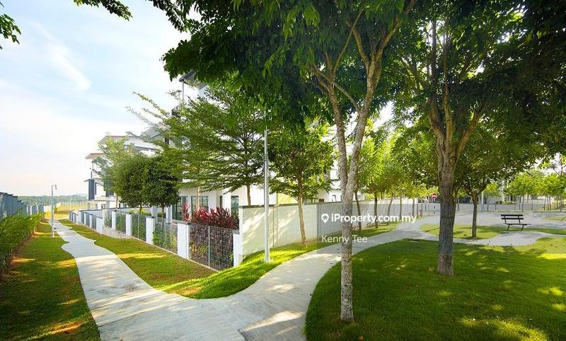Bungalow House for Sale in BRAND NEW SALE 2 STOREY BUNGALOW HOUSE, Senawang by Kenny Tee - iProperty.com.my